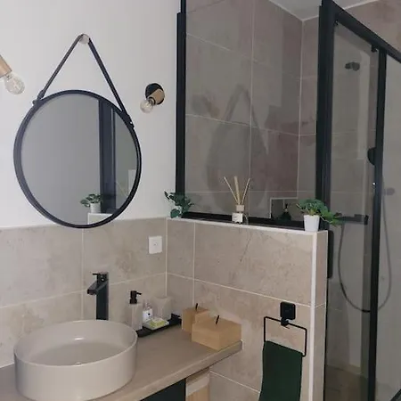Au Coeur De La Cite D'angouleme Angoulême