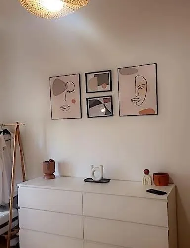 Au Coeur De La Cite D'angouleme Apartment *