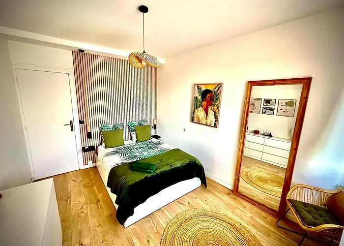 Au Coeur De La Cite D'angouleme Angouleme